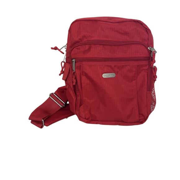 Baggallini Red One Shoulder Excursion Sling Backpack Sporty Nylon Travel Bag - Picture 1 of 7